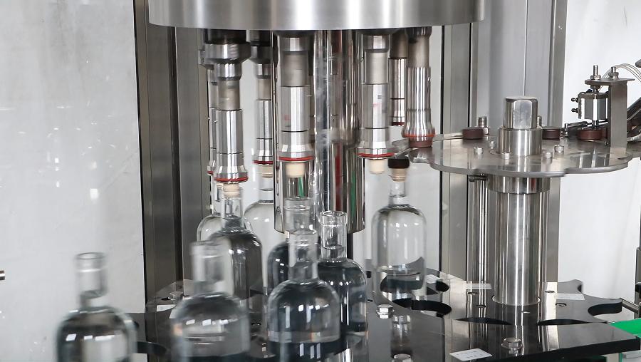 машинах-для-укупорки-крышек-b1