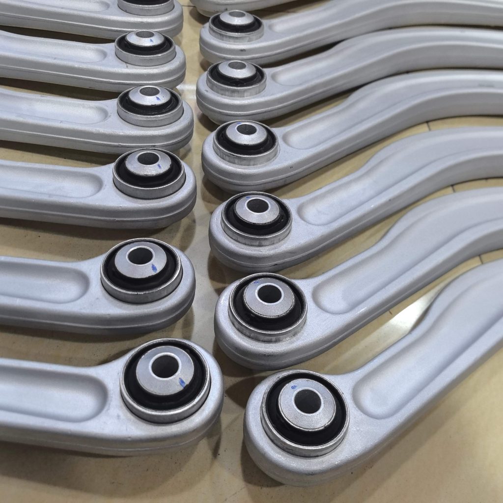 PMA A2043501506 Рычаг подвески верхний задний левый Mercedes-Benz - ZungSing