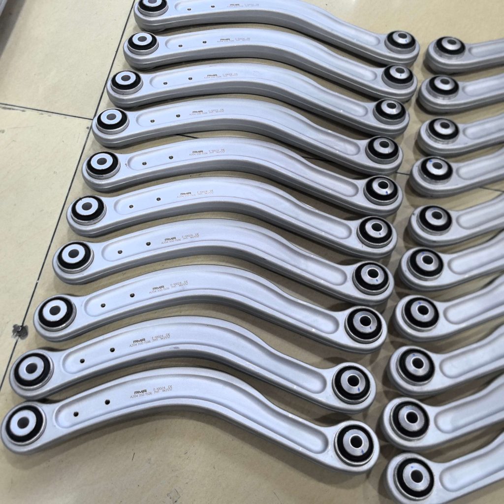 PMA A2043501506 Рычаг подвески верхний задний левый Mercedes-Benz - ZungSing