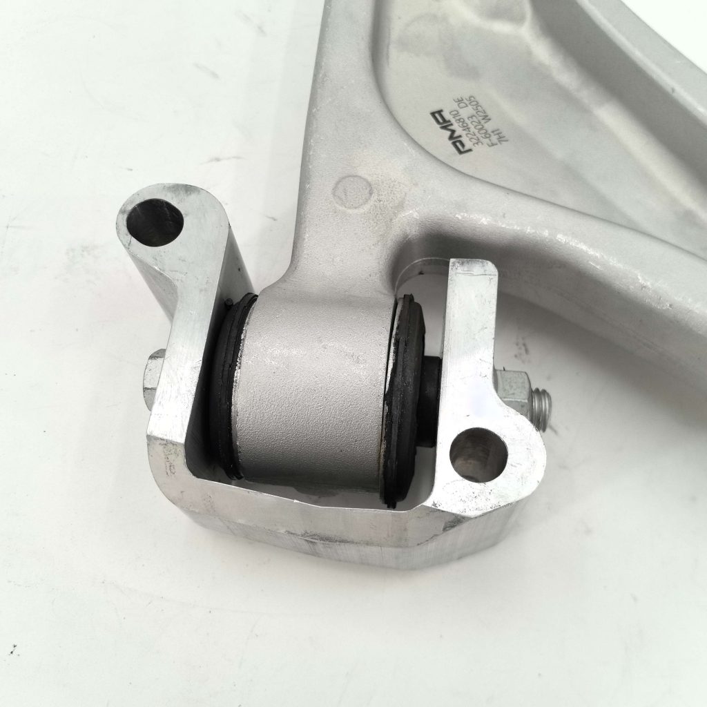 PMA 32246810 32246811 Рычаг Volvo XC60 XC90 - ZungSing