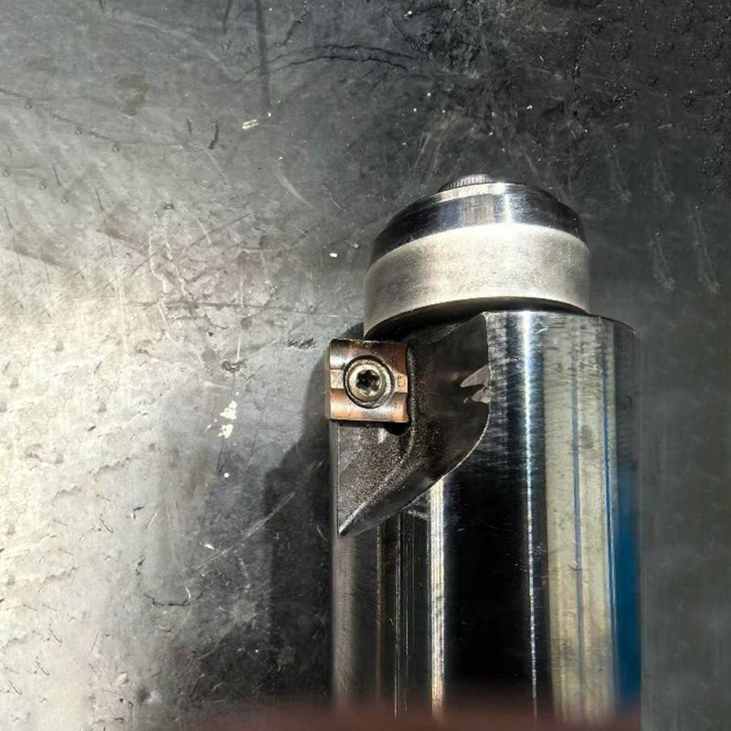 Инструмент для обработки патрубков трубных решёток теплообменника котла