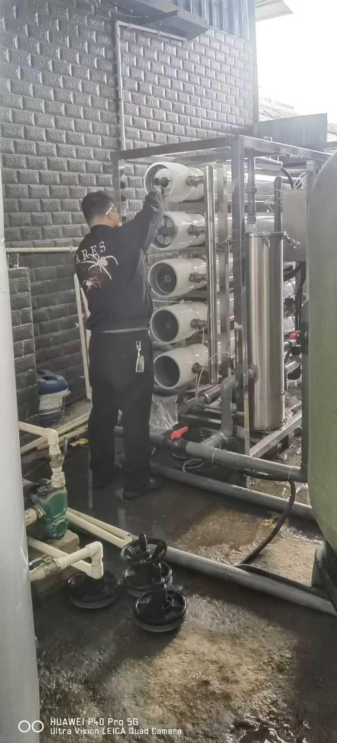 5701e015bcca73525c635f2956010aac