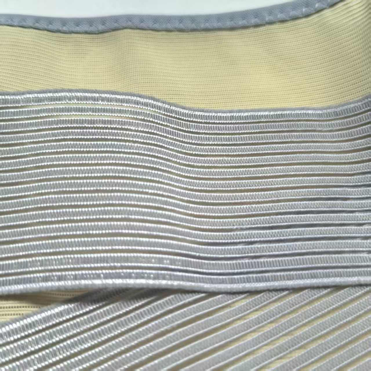 Дышащий пояс для поясничной поддержки